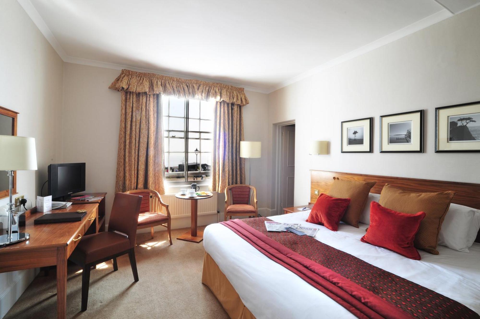 The White Lion Hotel ออลบะระ ภายนอก รูปภาพ